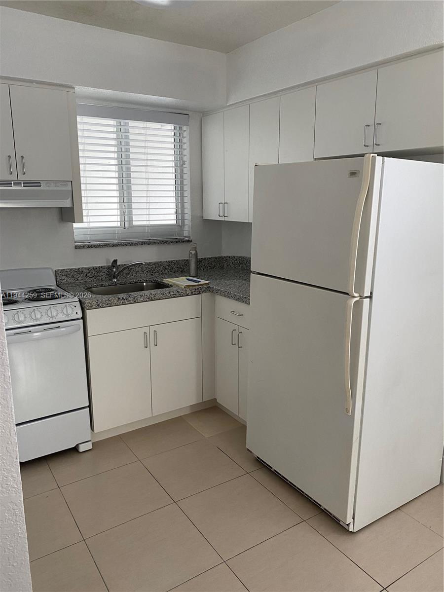 IDLEWILD PARK - Residential Lease