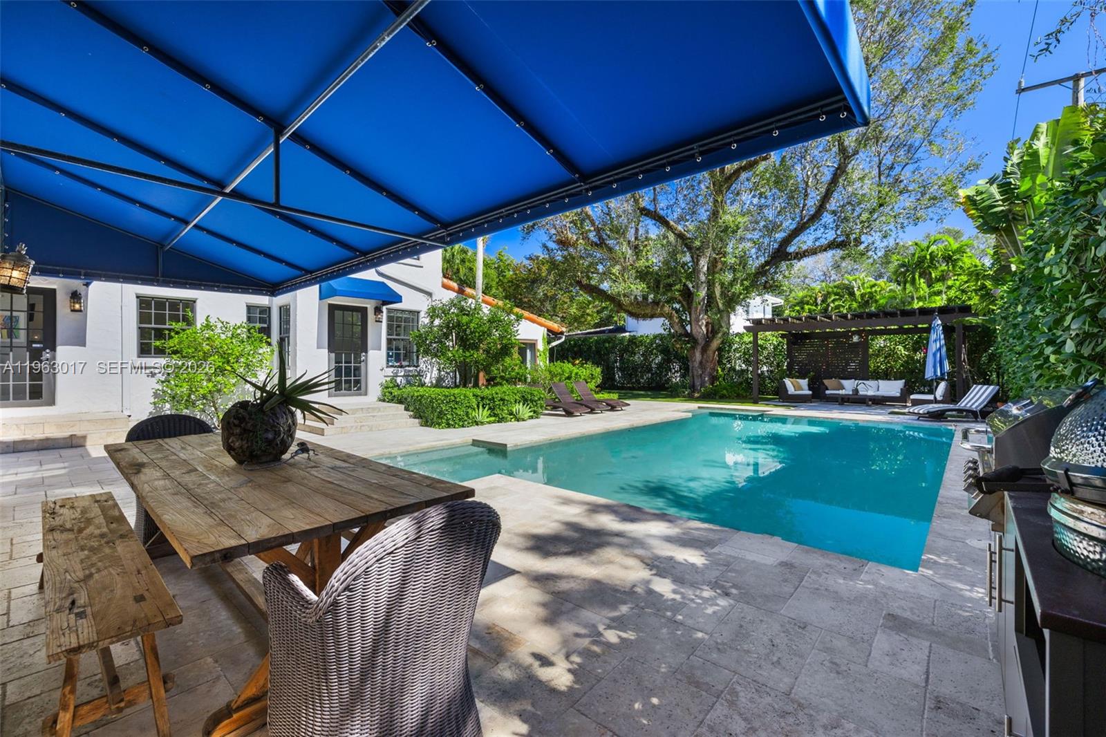 CORAL GABLES SEC E - Residential