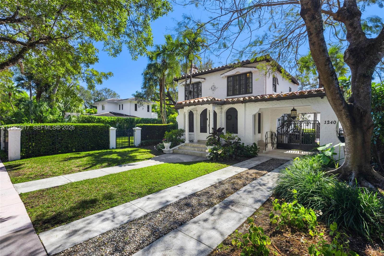 CORAL GABLES SEC E - Residential