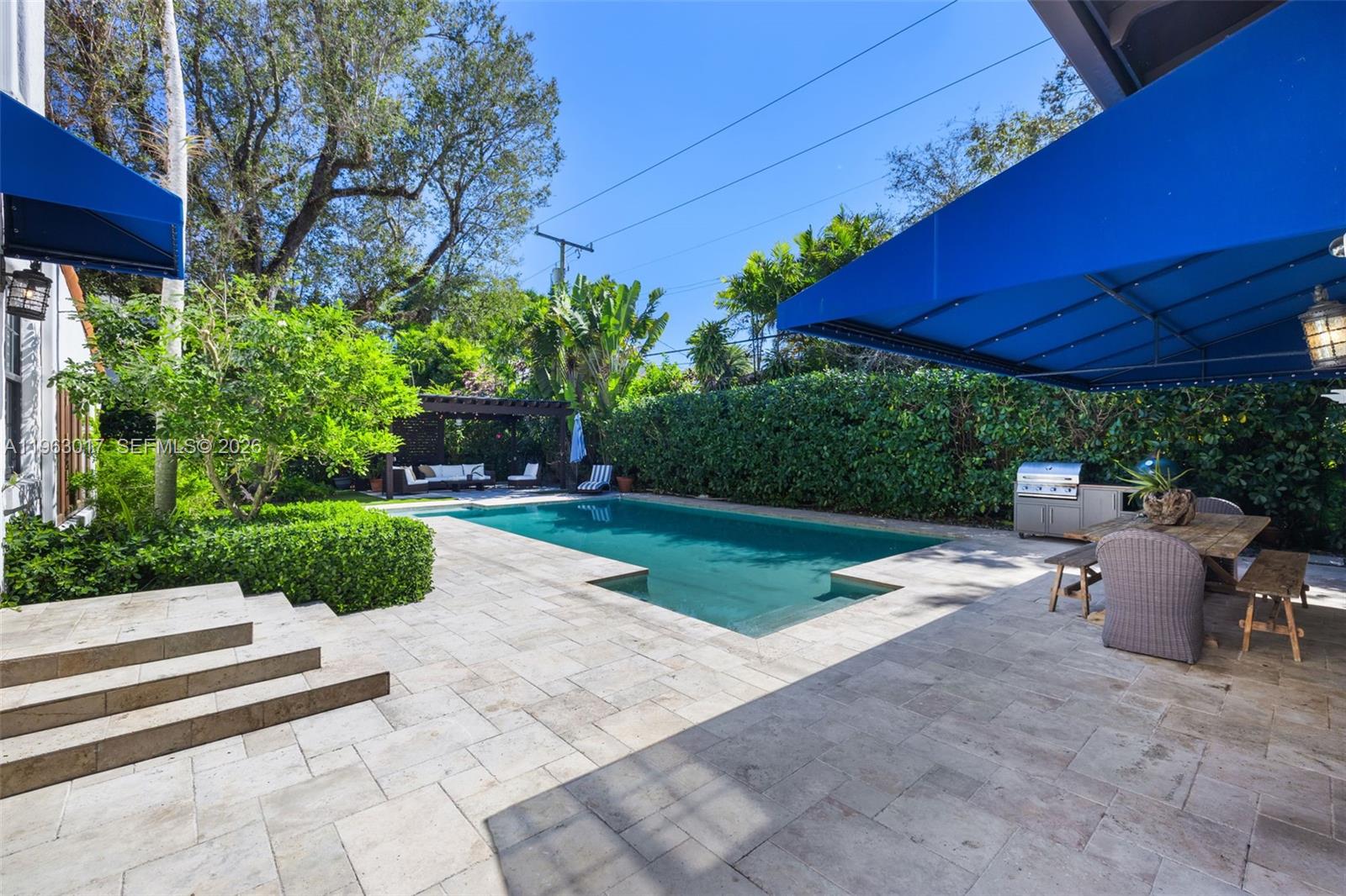 CORAL GABLES SEC E - Residential