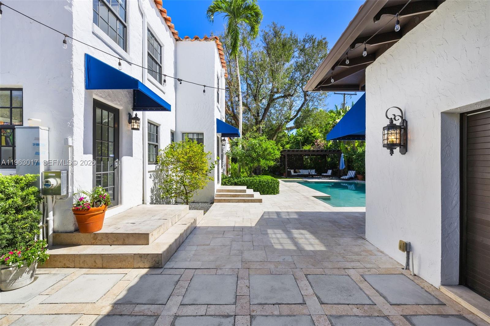 CORAL GABLES SEC E - Residential