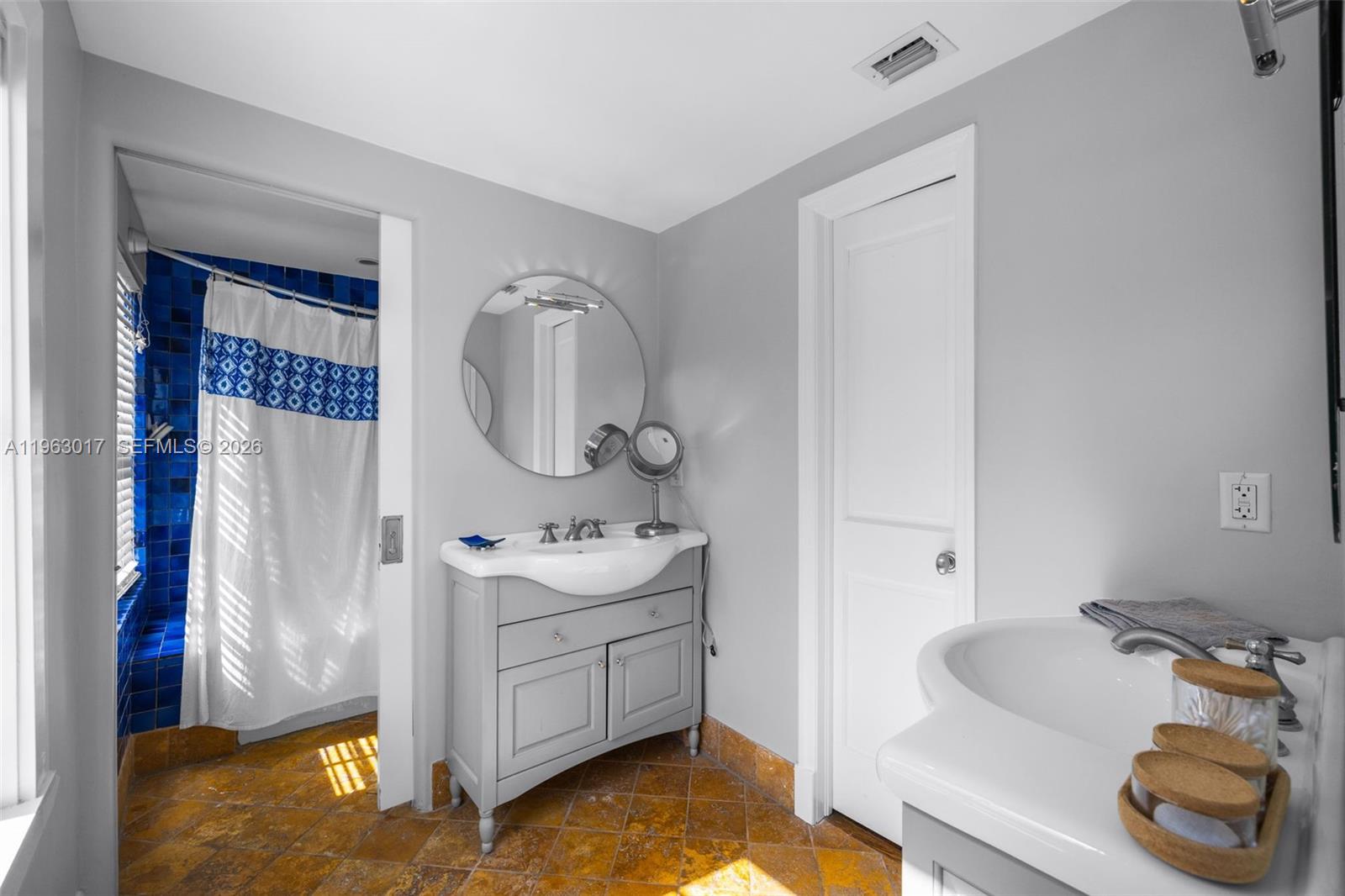 CORAL GABLES SEC E - Residential