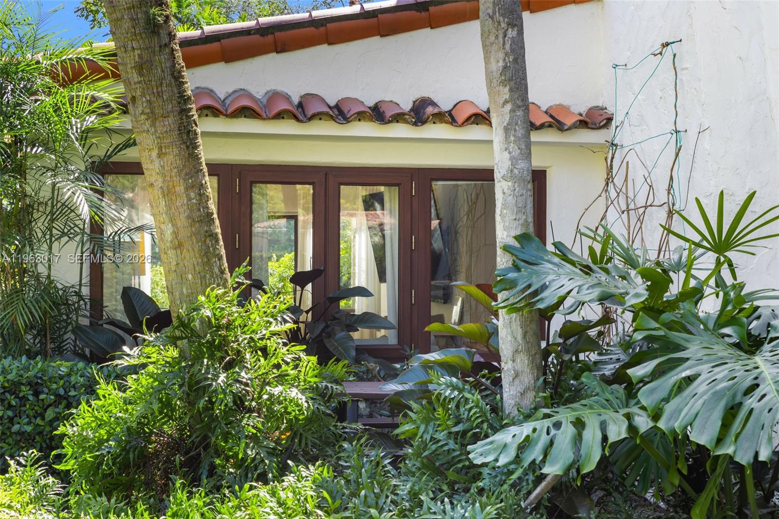 CORAL GABLES SEC E - Residential