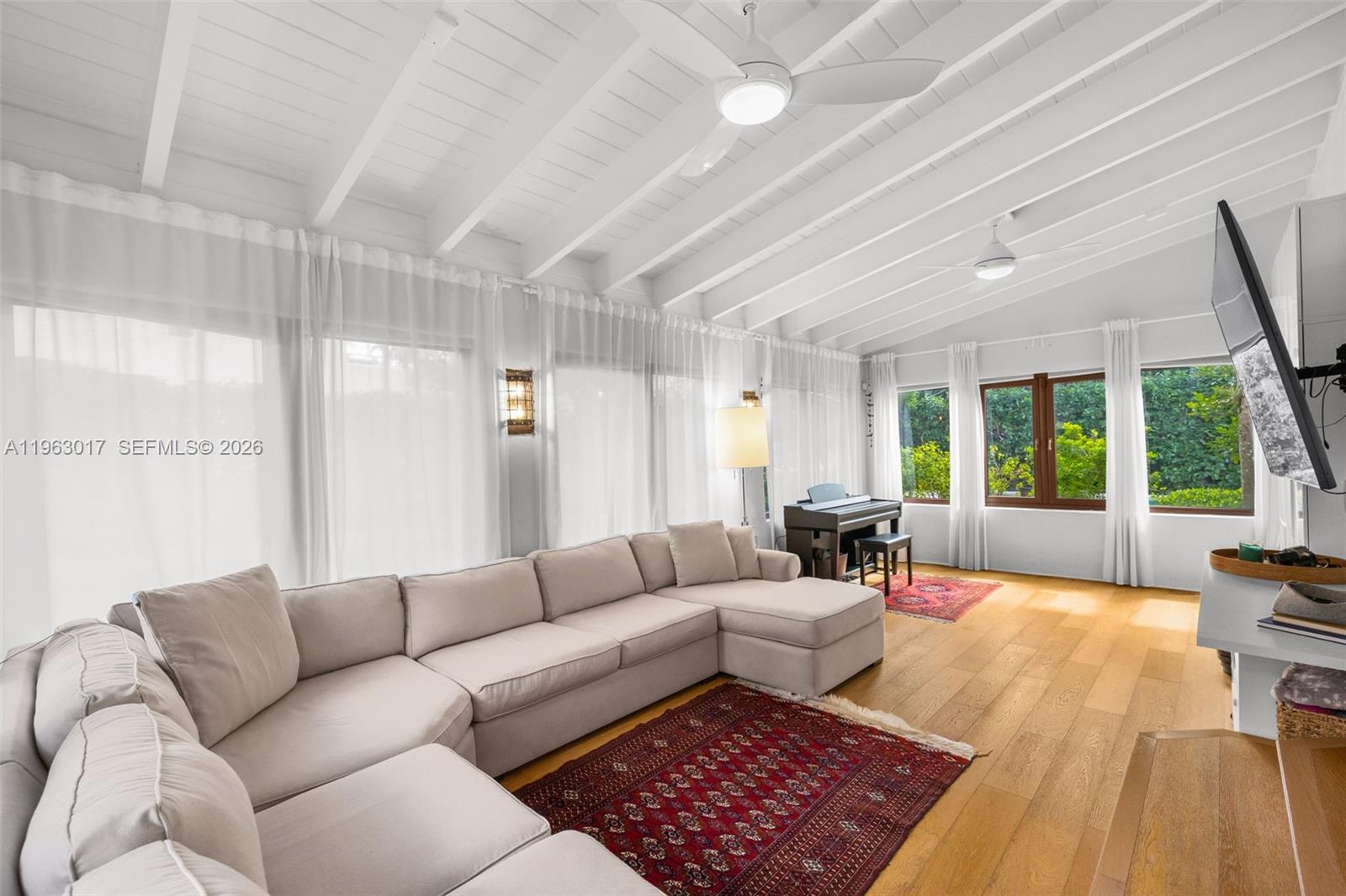 CORAL GABLES SEC E - Residential