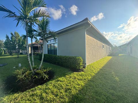 Tiny photo for 9296 Porto Way, Parkland, FL 33076 (MLS # A12077865)