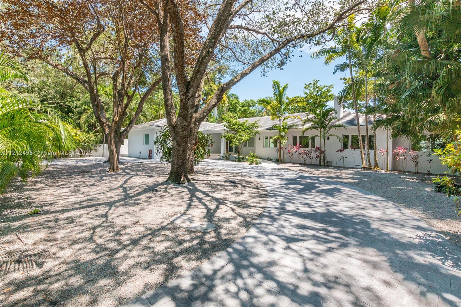 LEAFY WAY - Residential