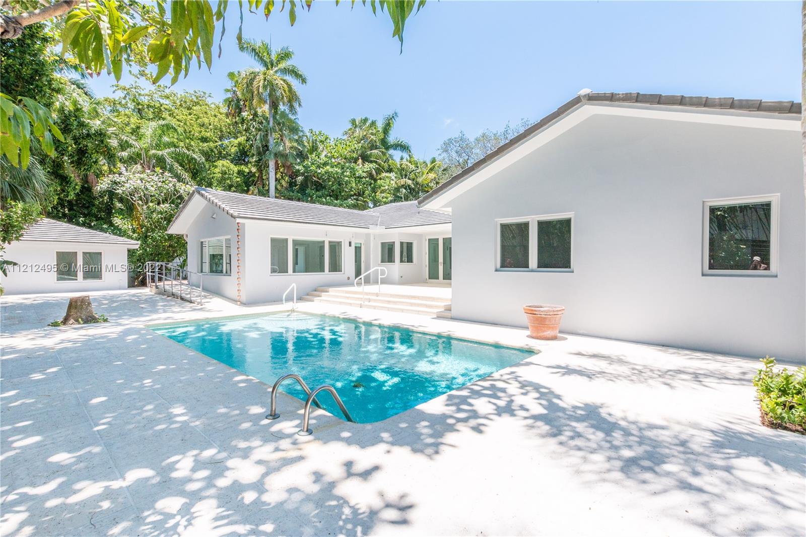 LEAFY WAY - Residential