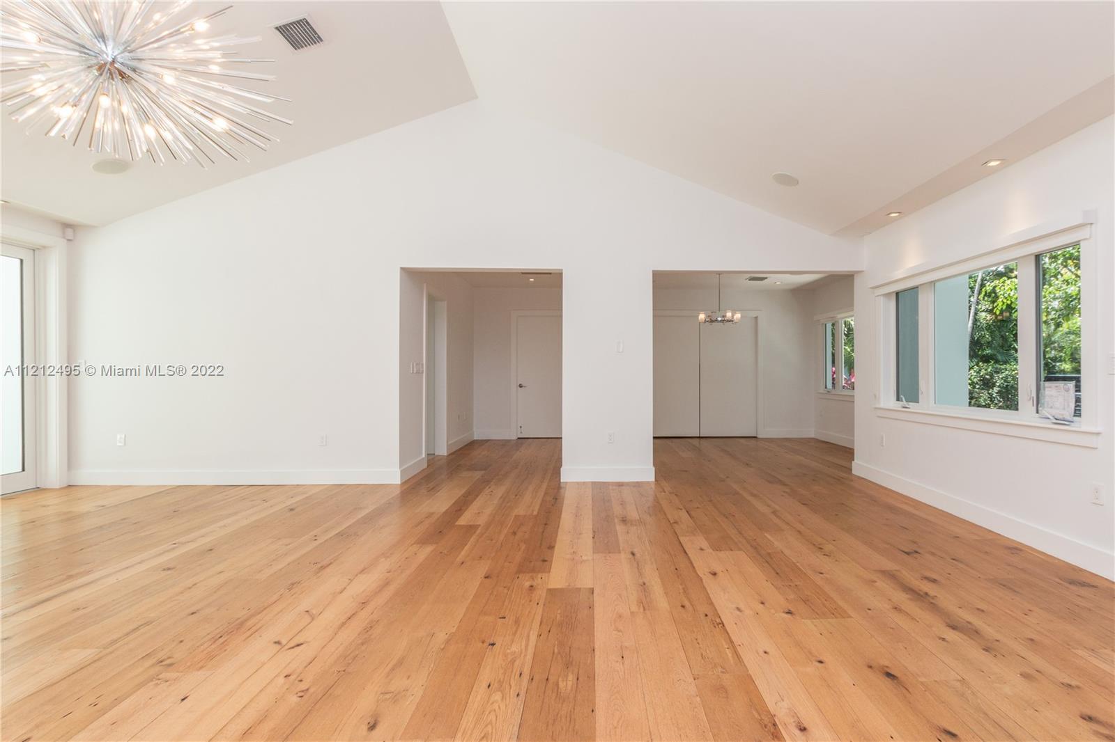 LEAFY WAY - Residential