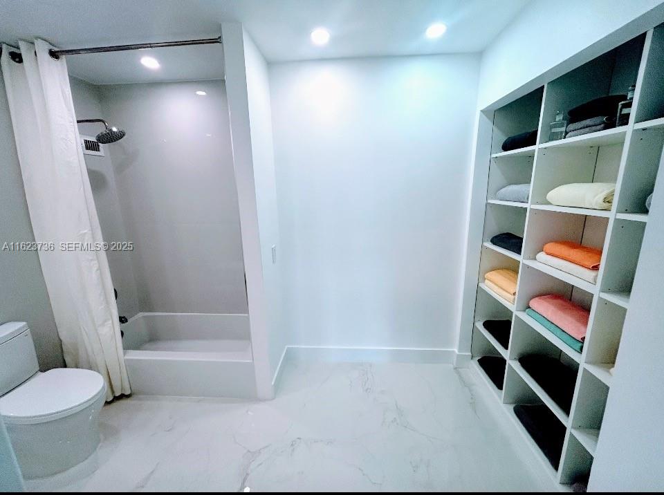 PARKER PLAZA CONDO ESTATE - Residential