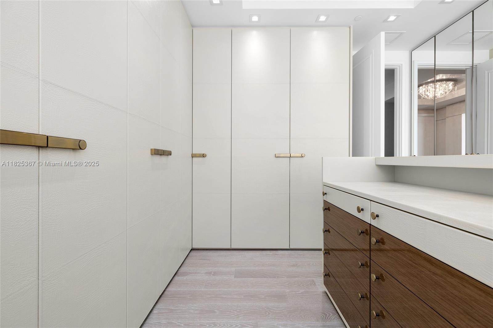 17749 COLLINS AVENUE COND - Residential