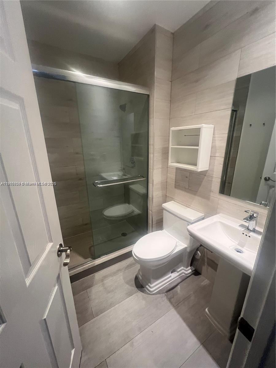 STUARTS SUB - Residential Lease