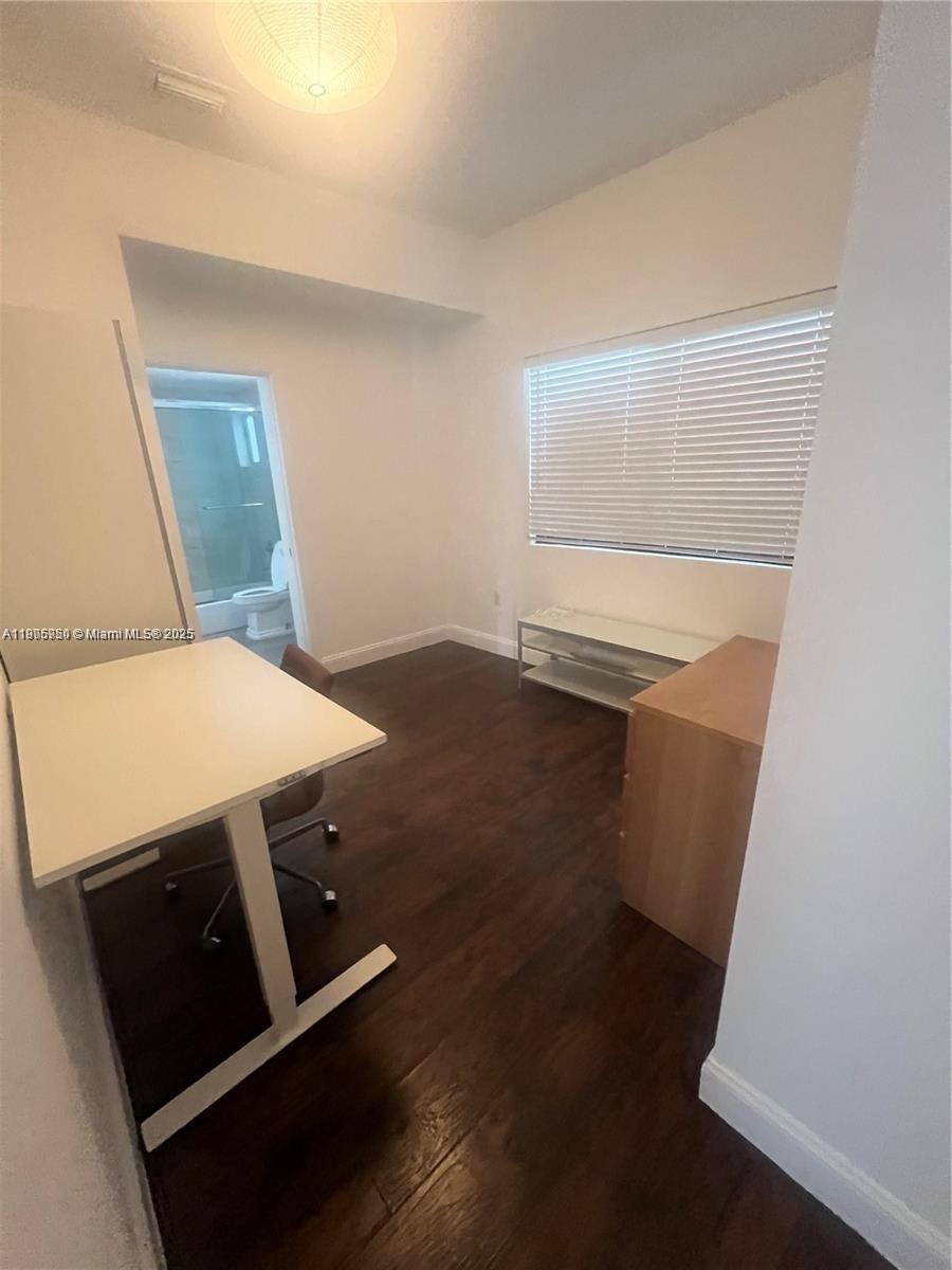 STUARTS SUB - Residential Lease