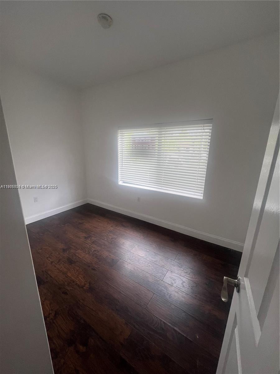 STUARTS SUB - Residential Lease