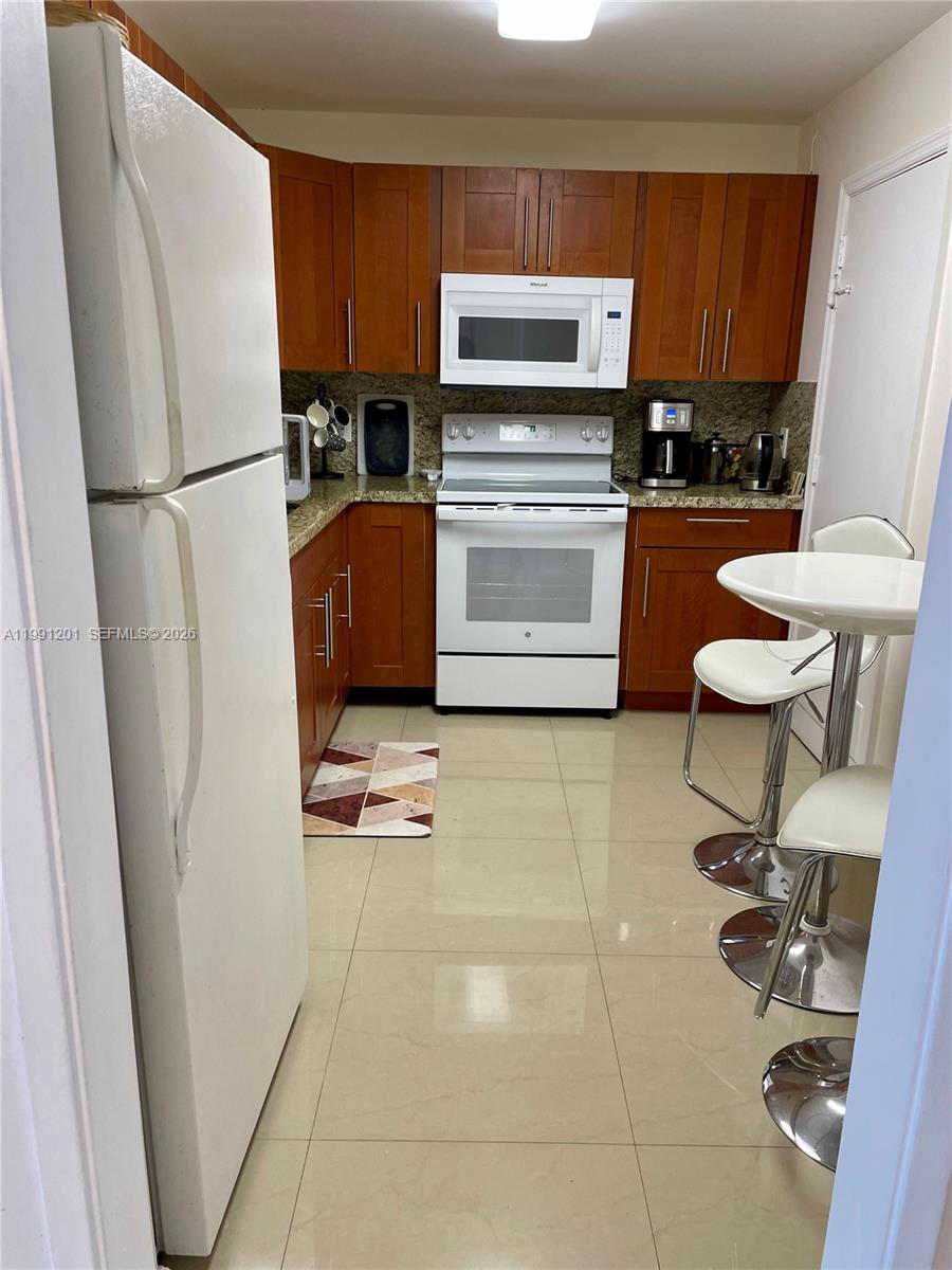 COASTAL TOWERS CONDO - Residential Lease