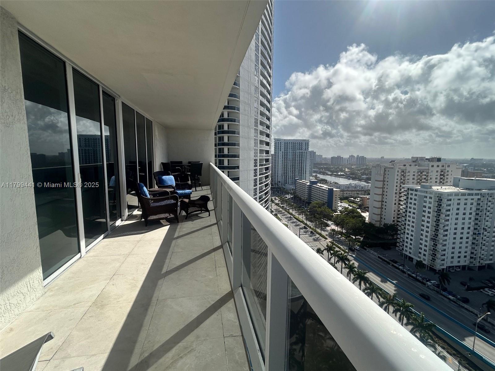1830 S Ocean Dr 2208
