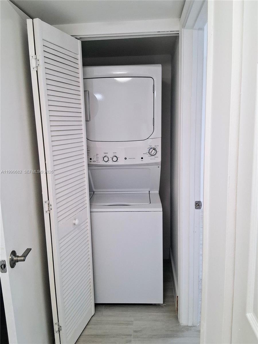 DIPLOMAT SQUARE CONDO - Residential