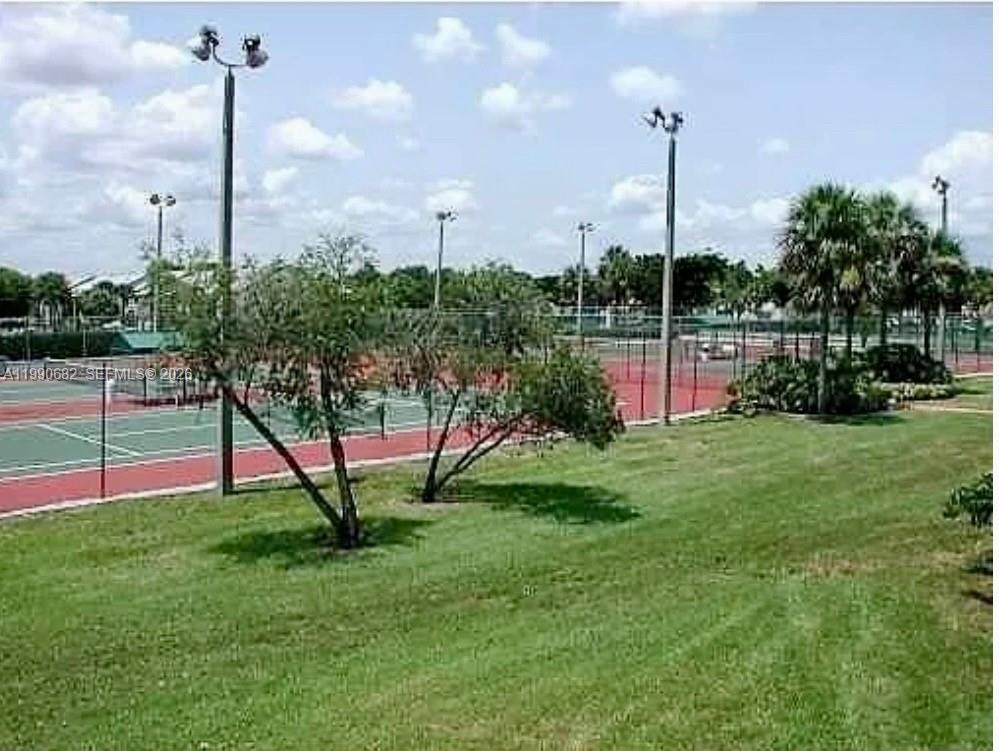 DIPLOMAT SQUARE CONDO - Residential