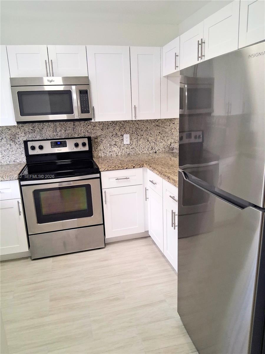 DIPLOMAT SQUARE CONDO - Residential