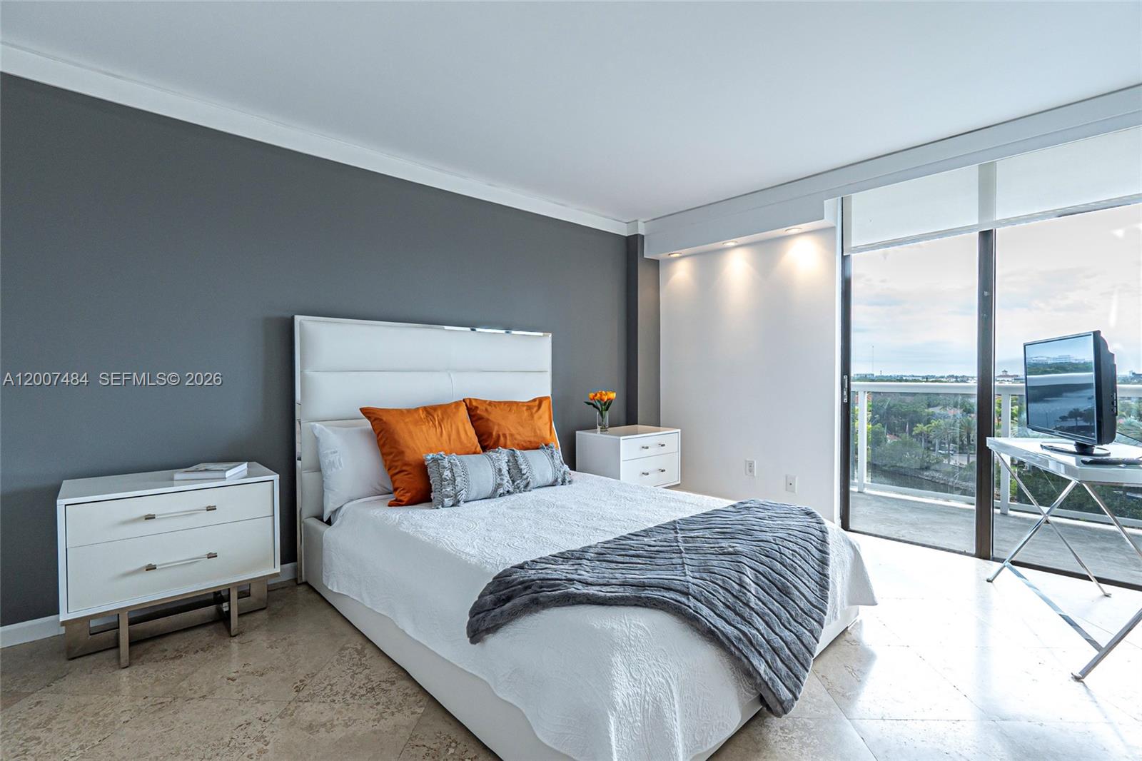 WATERVIEW CONDO - Residential