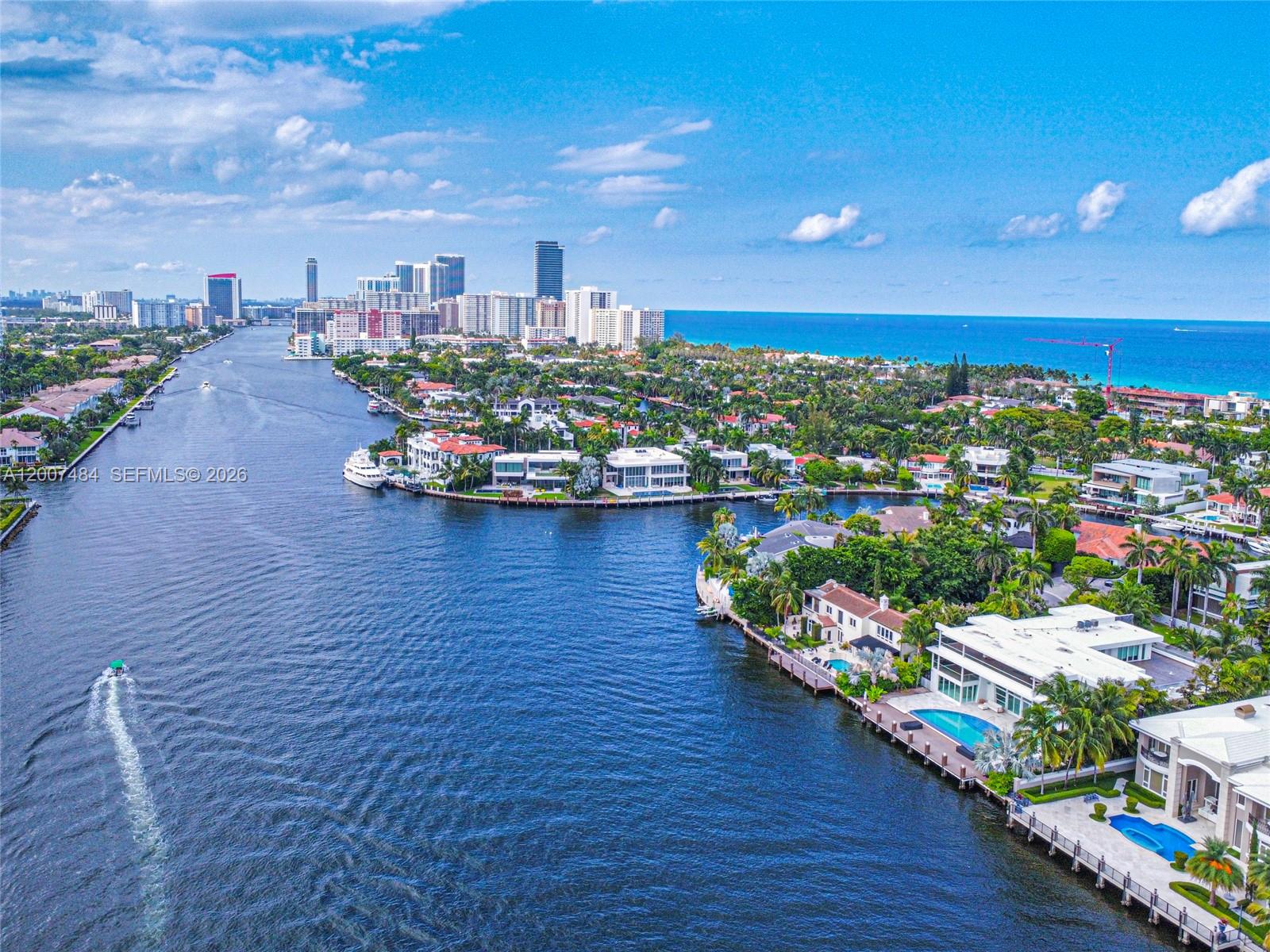 20505 E Country Club Dr 931