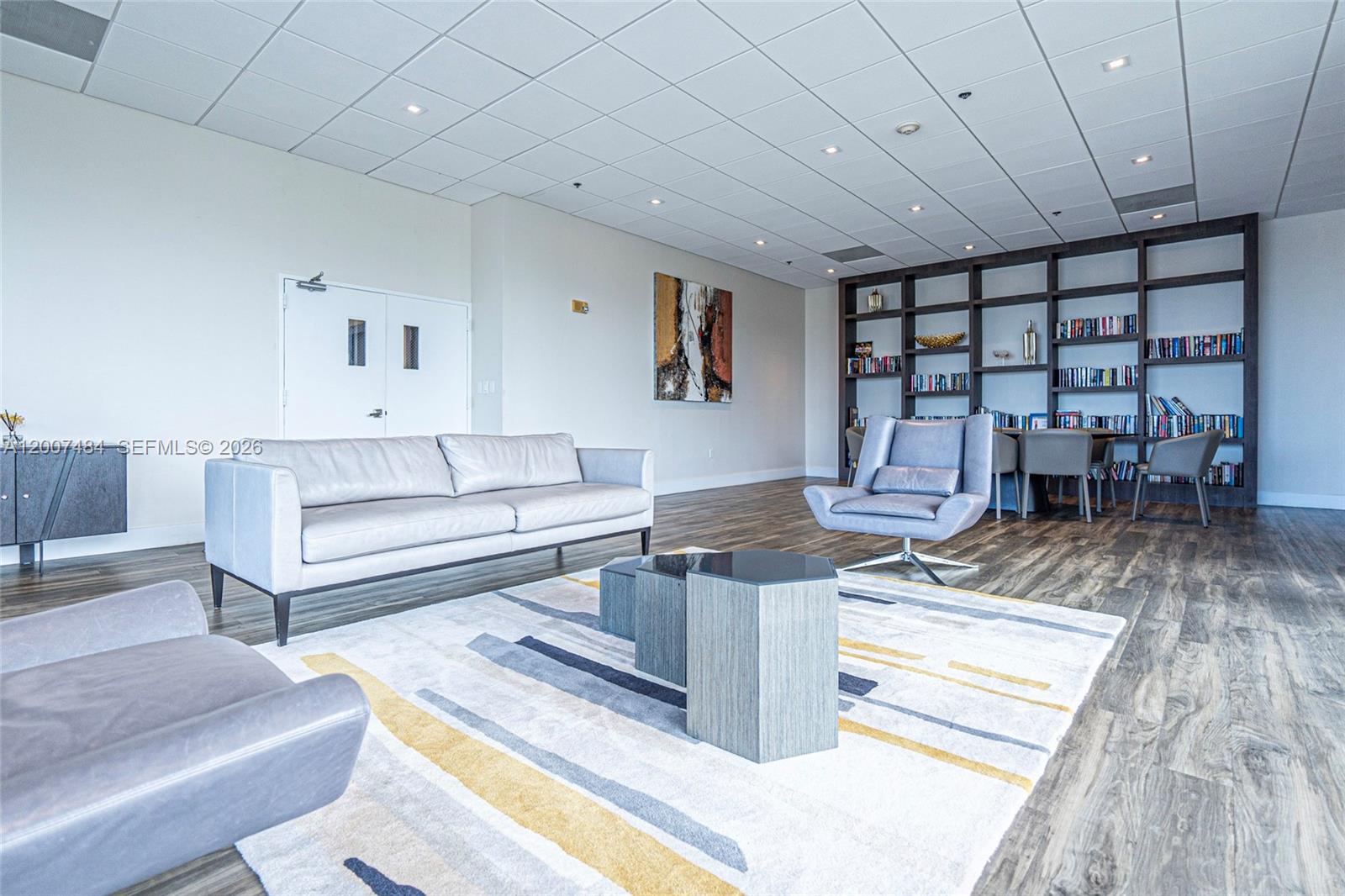 WATERVIEW CONDO - Residential