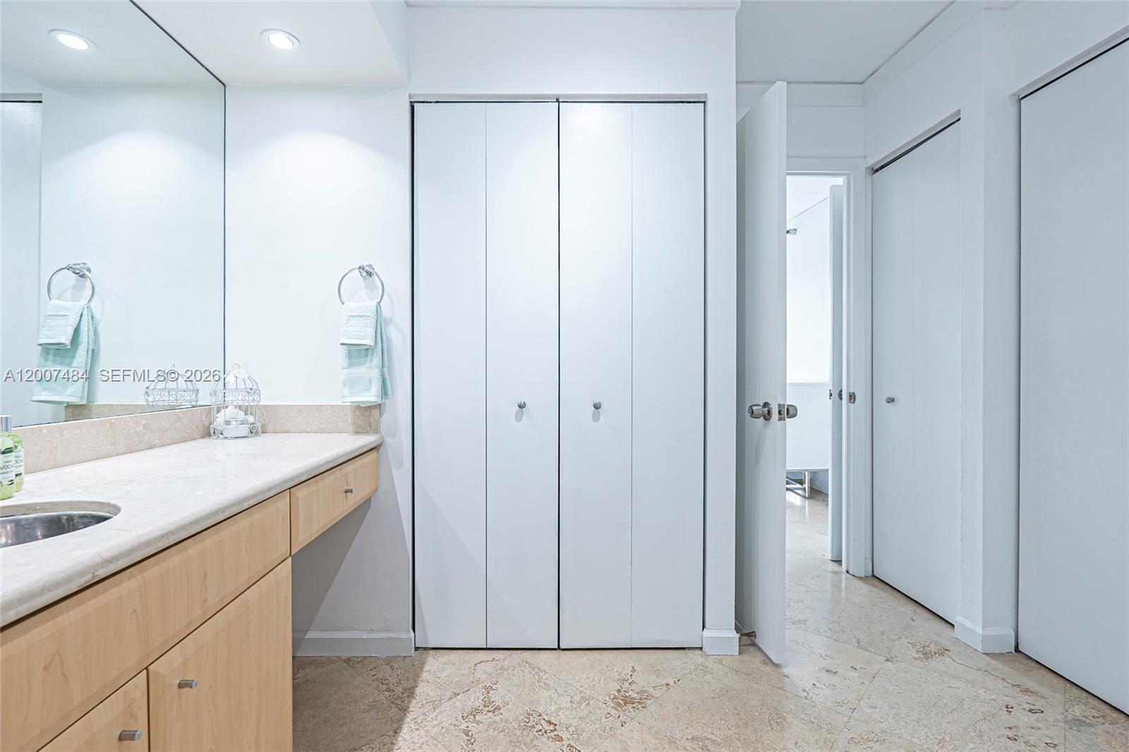 WATERVIEW CONDO - Residential