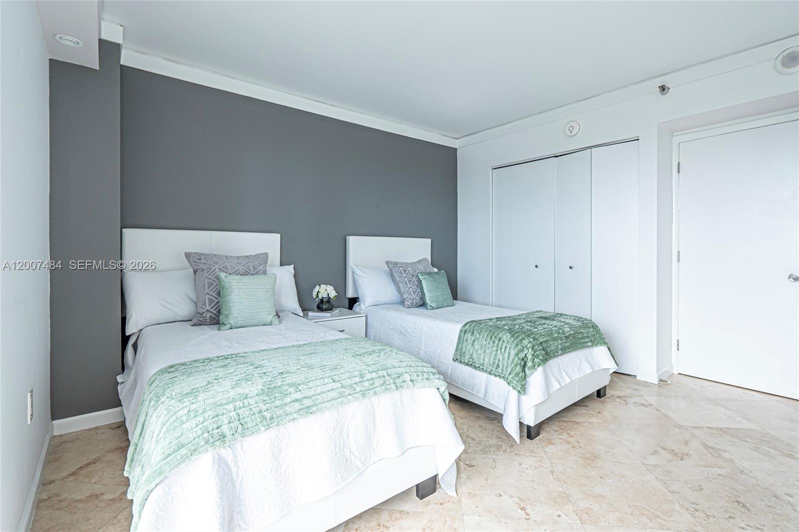 WATERVIEW CONDO - Residential