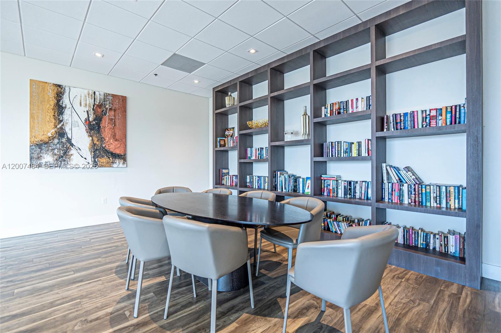 WATERVIEW CONDO - Residential