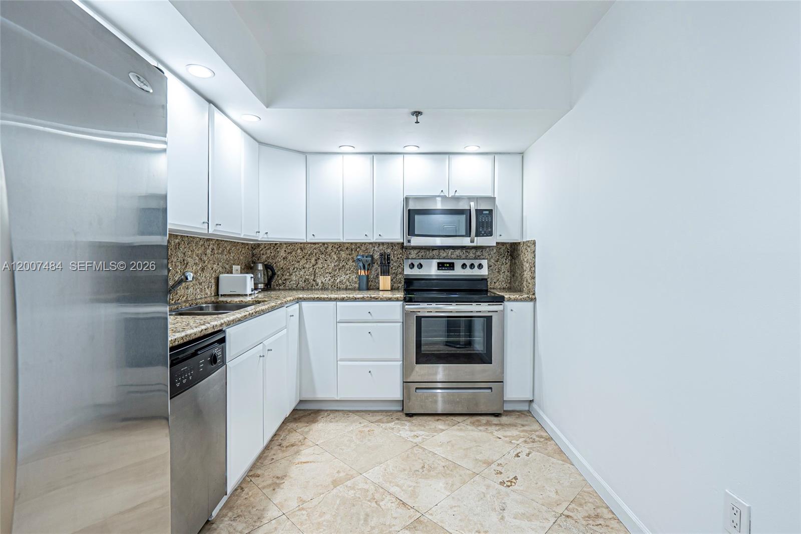 WATERVIEW CONDO - Residential