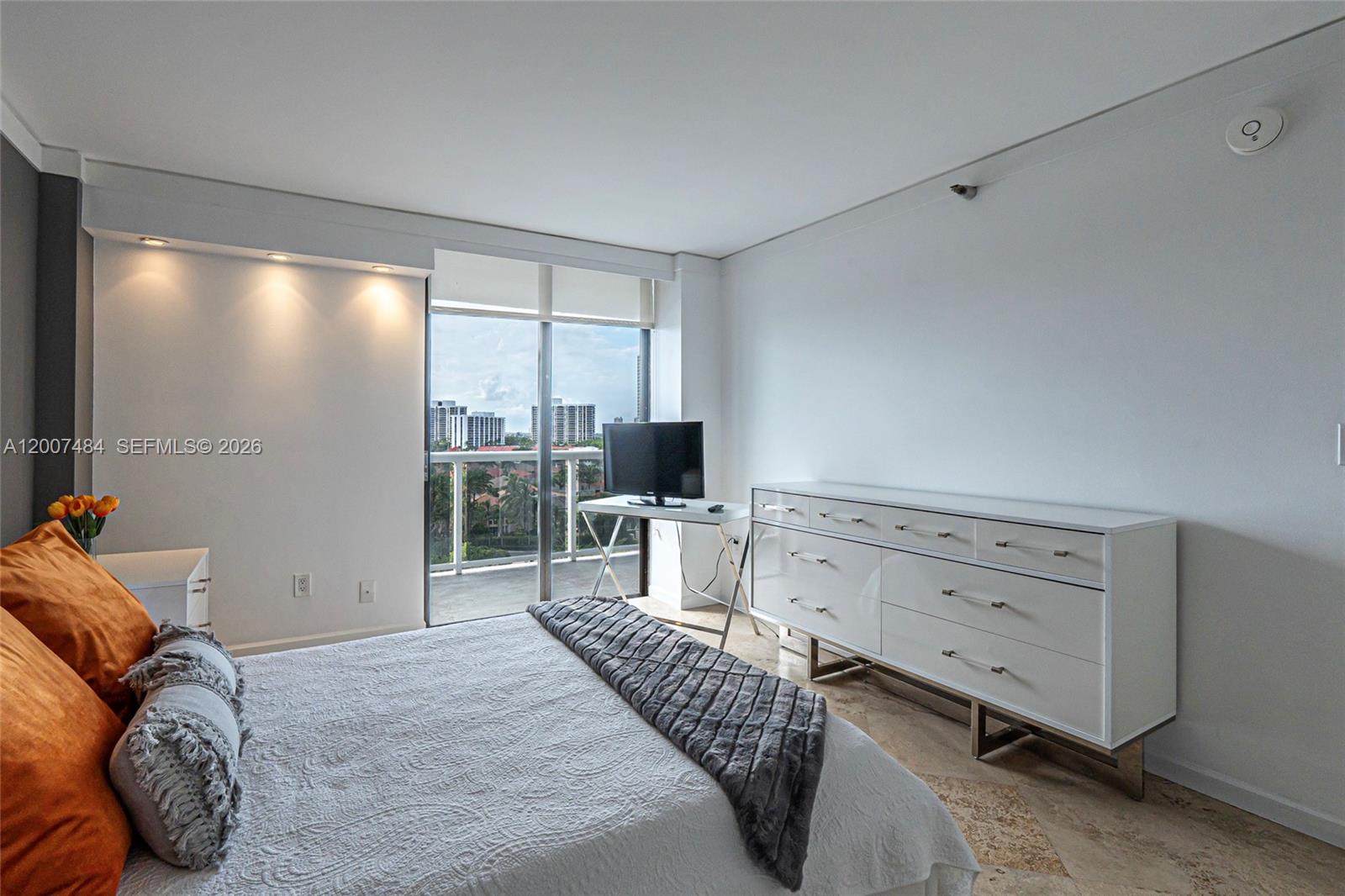 WATERVIEW CONDO - Residential