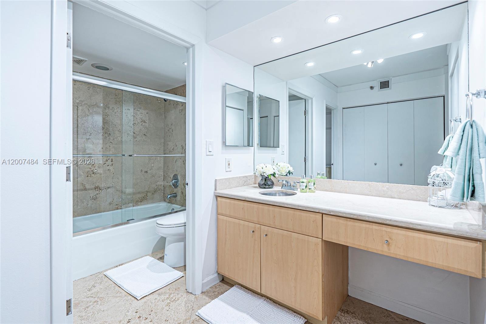 WATERVIEW CONDO - Residential