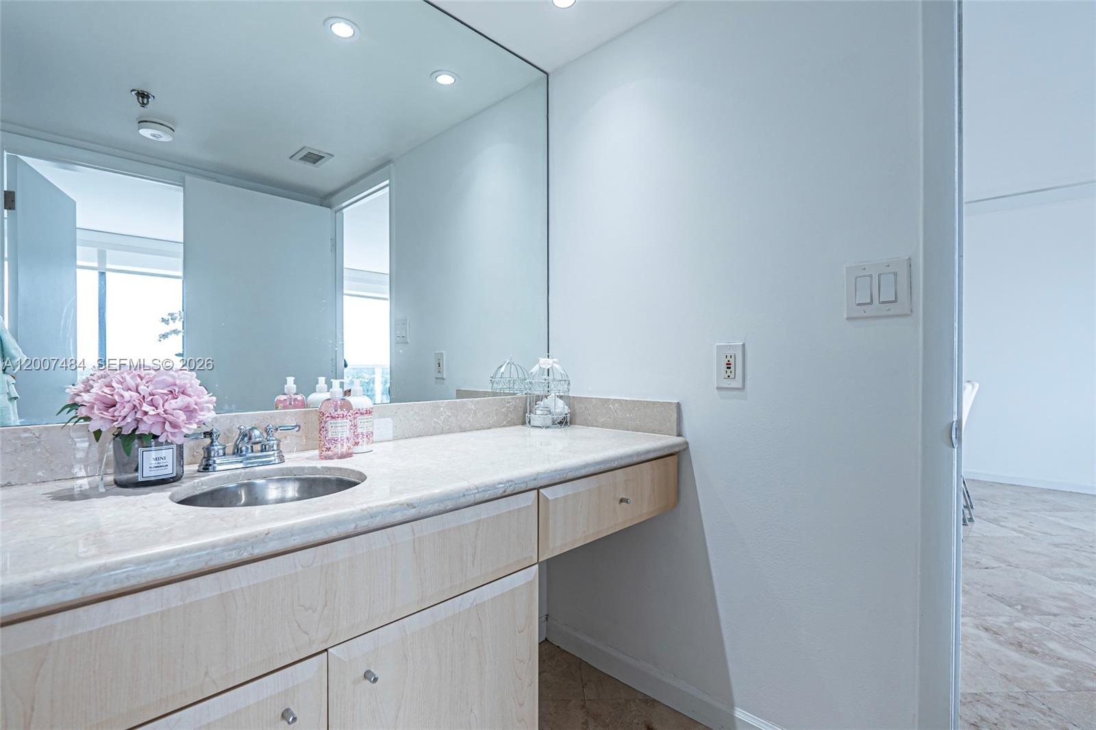 WATERVIEW CONDO - Residential