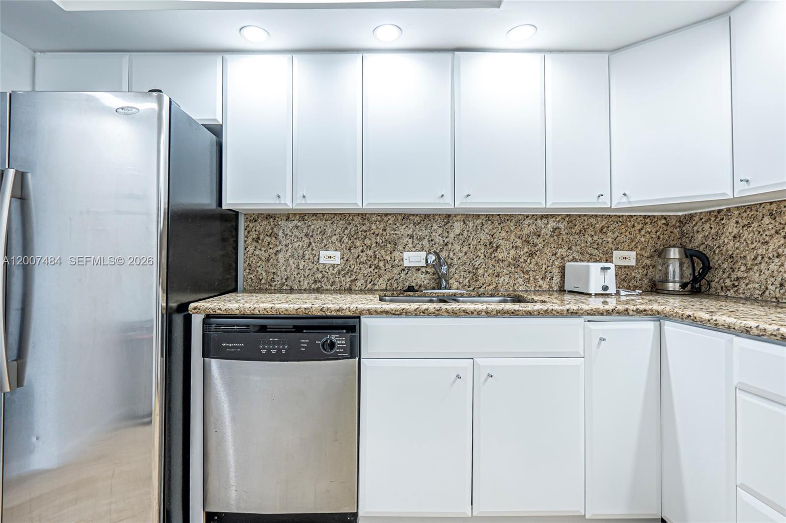 WATERVIEW CONDO - Residential