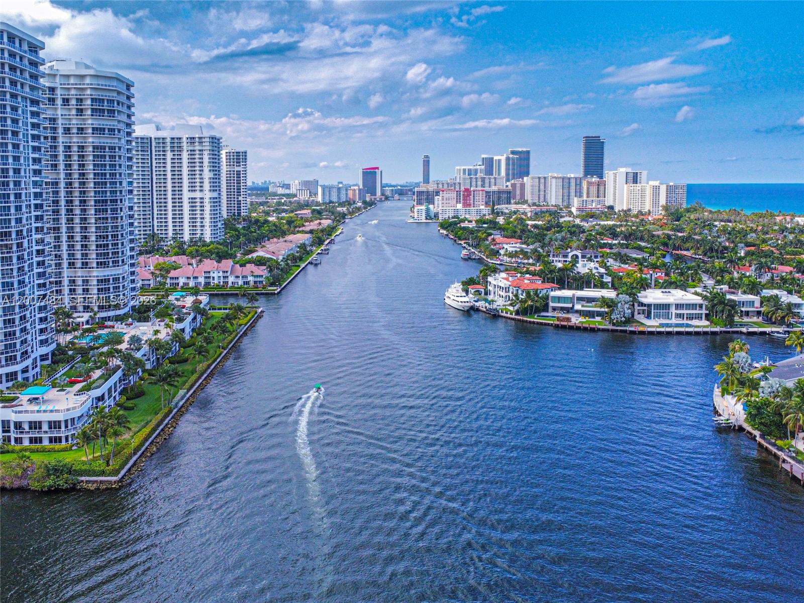 20505 E Country Club Dr 931