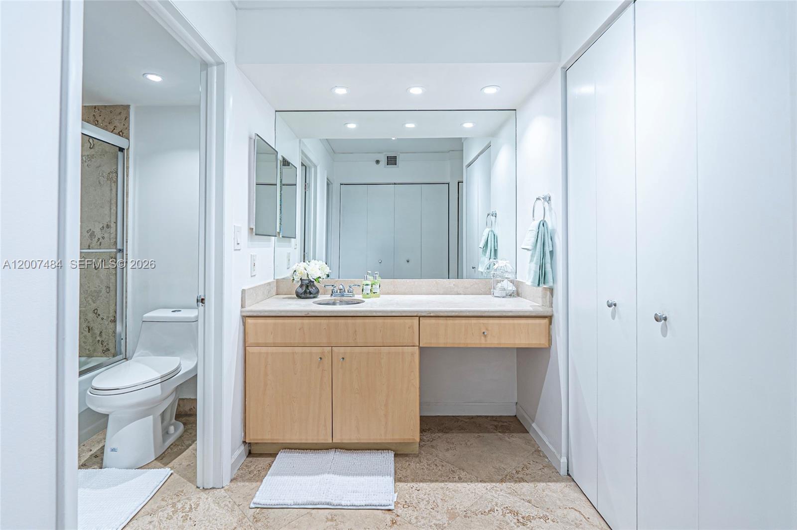 WATERVIEW CONDO - Residential