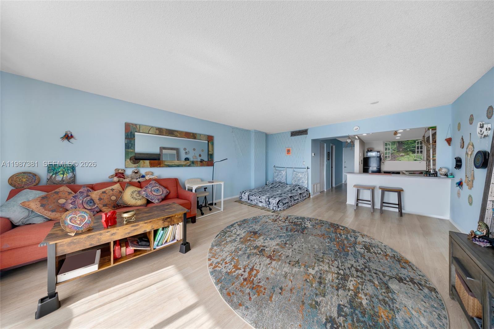 THREE HORIZONS EAST CONDO - Residential