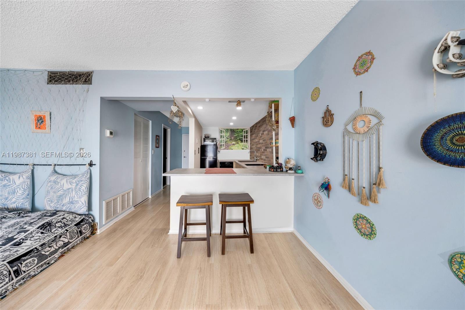 THREE HORIZONS EAST CONDO - Residential