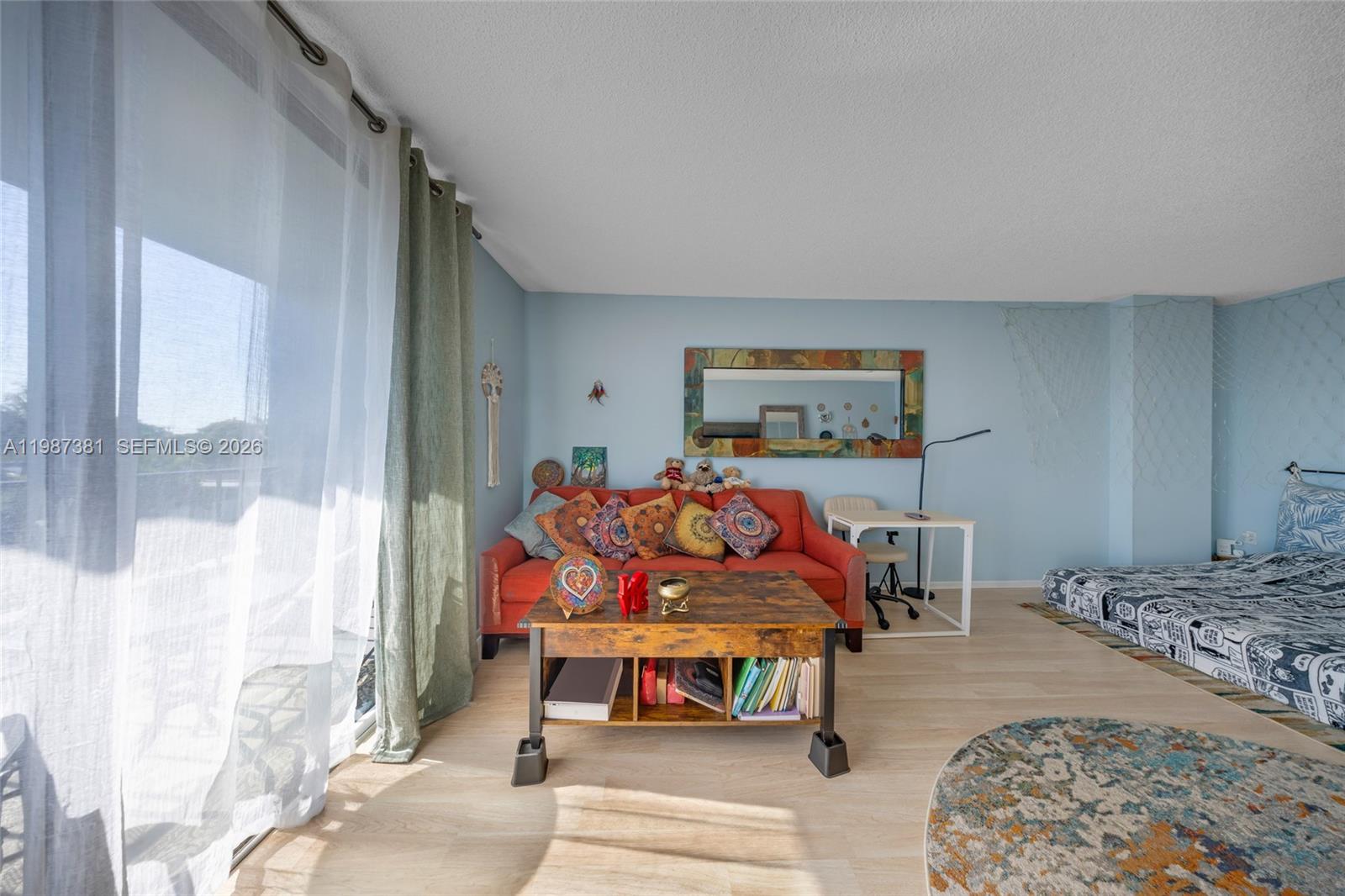 THREE HORIZONS EAST CONDO - Residential