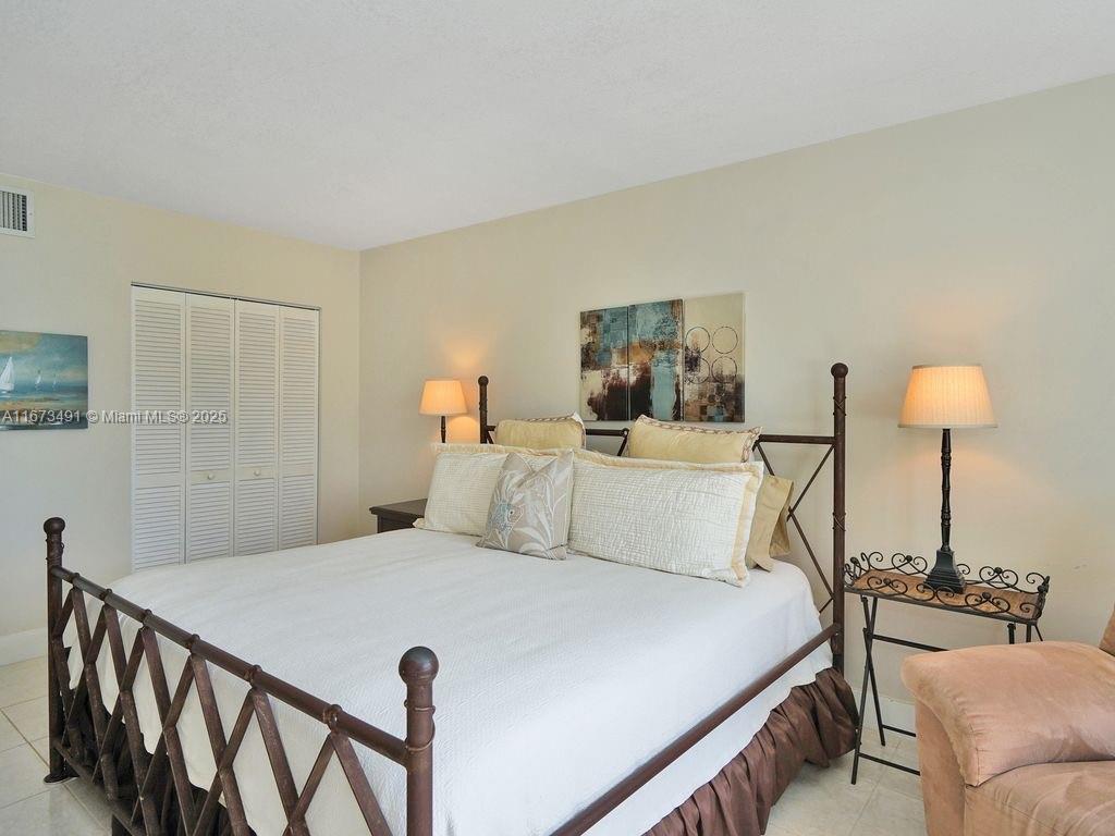 SEA AIR TOWERS CONDO - Residential