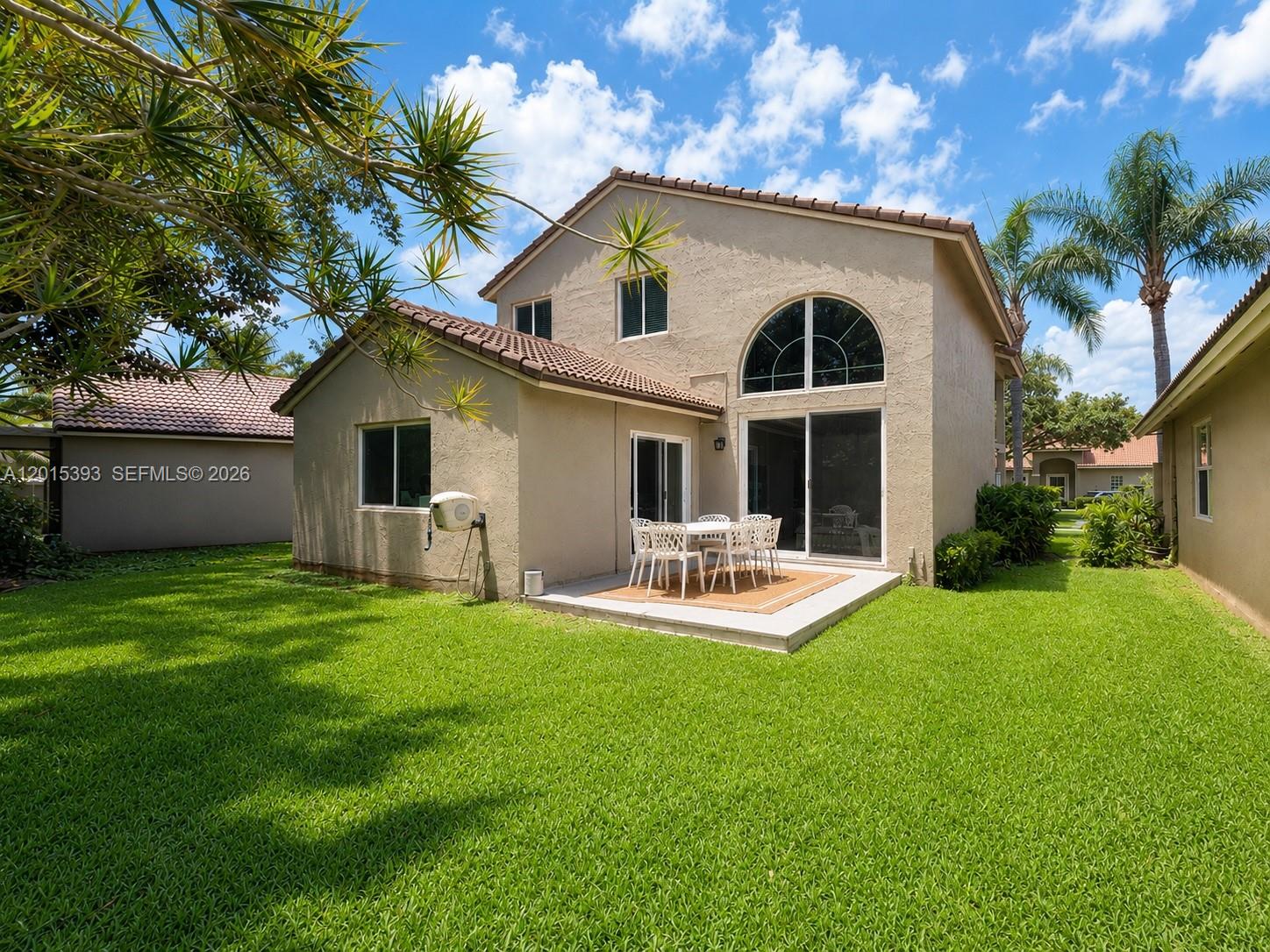 SAPPHIRE SHORES-SAPPHIRE - Residential Lease