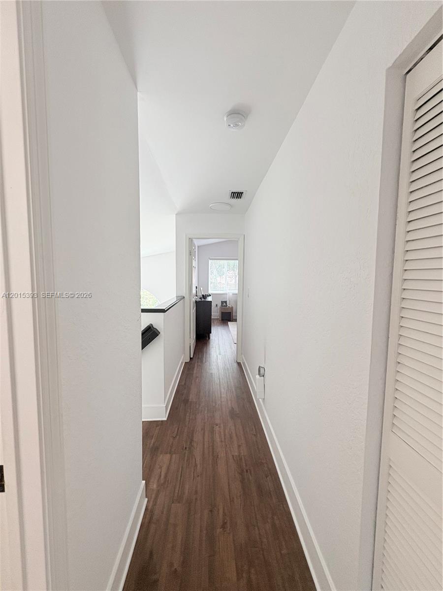 SAPPHIRE SHORES-SAPPHIRE - Residential Lease
