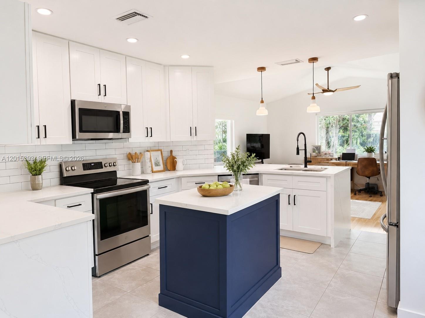SAPPHIRE SHORES-SAPPHIRE - Residential Lease