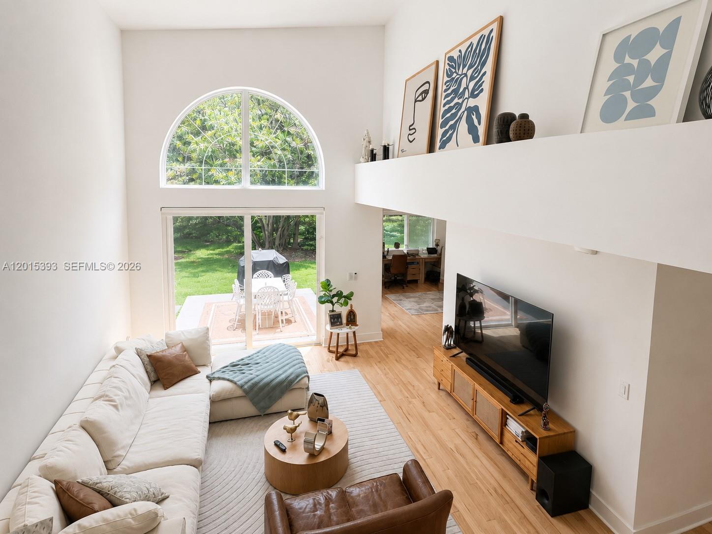 SAPPHIRE SHORES-SAPPHIRE - Residential Lease