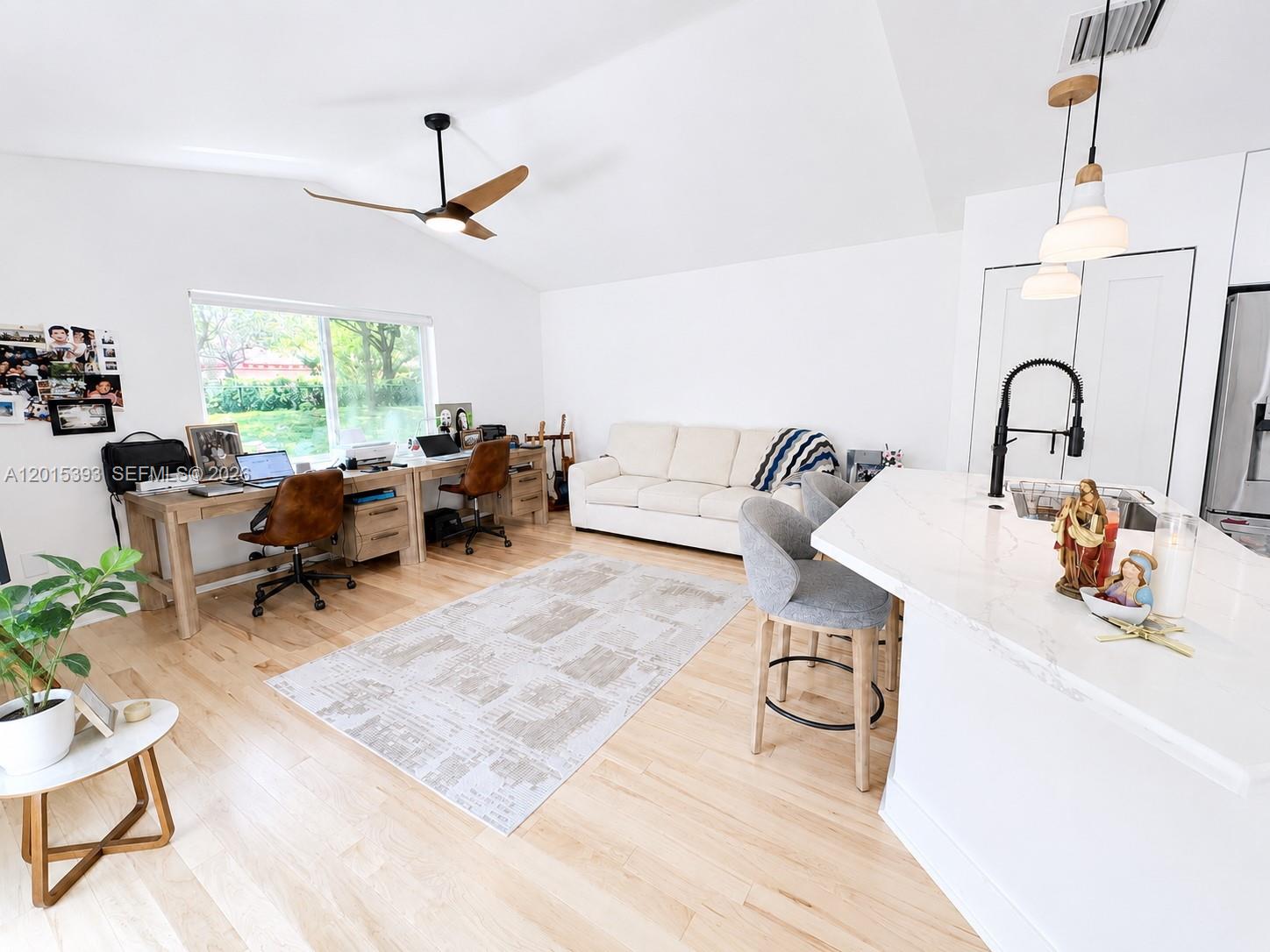 SAPPHIRE SHORES-SAPPHIRE - Residential Lease