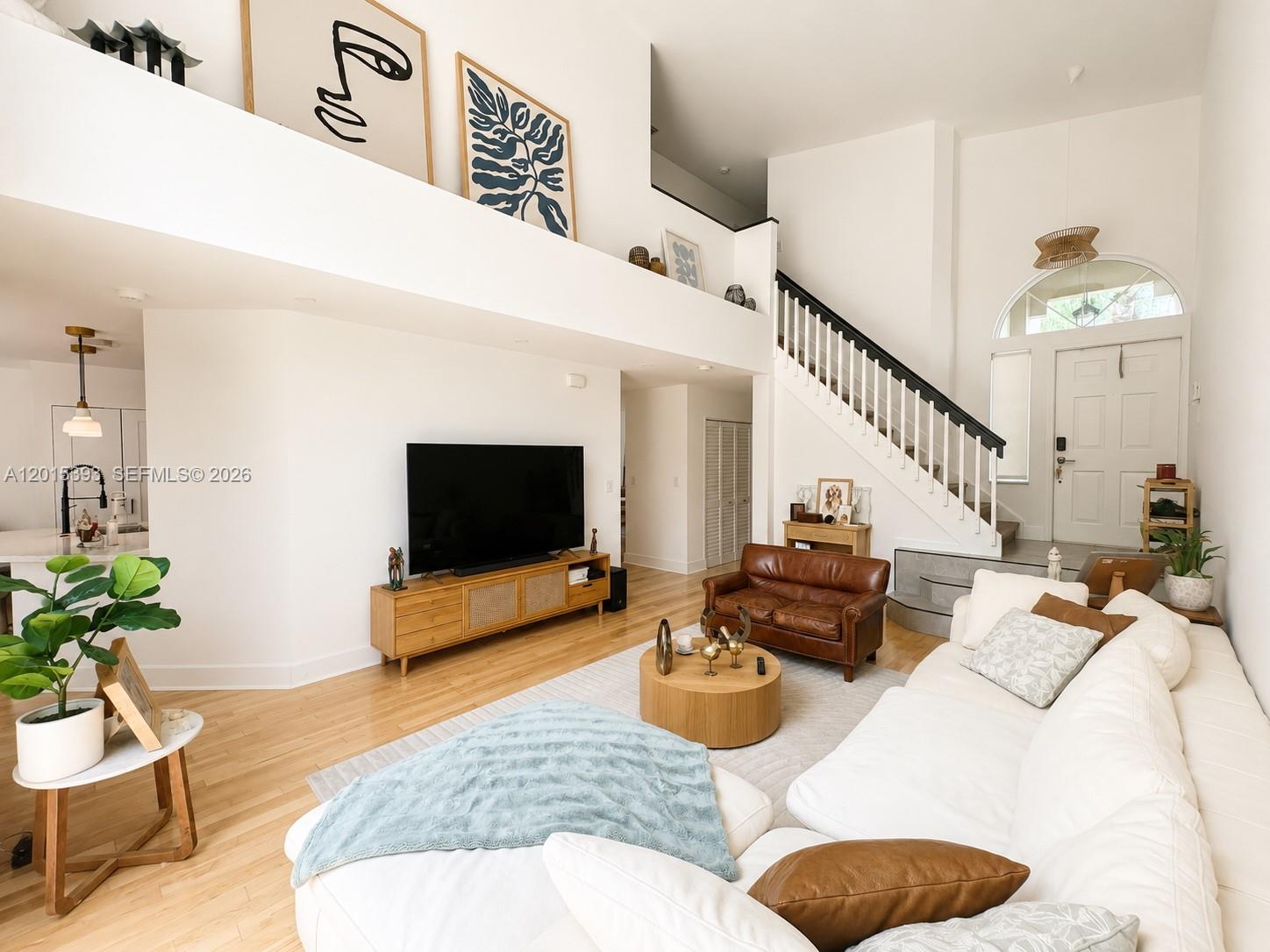 SAPPHIRE SHORES-SAPPHIRE - Residential Lease