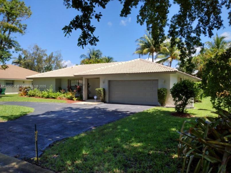 CYPRESS RUN - Residential