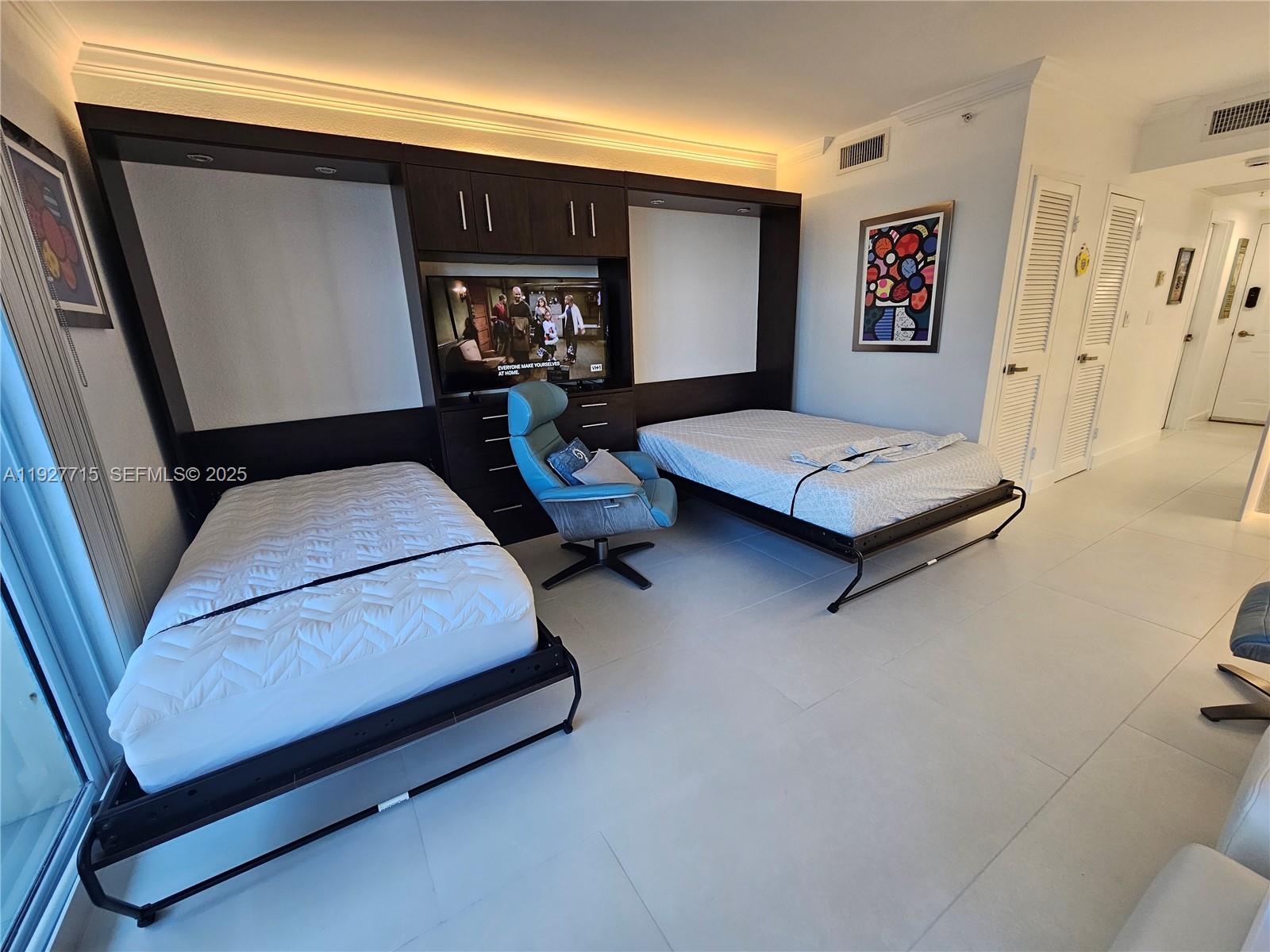 WAVE CONDO - Residential Lease