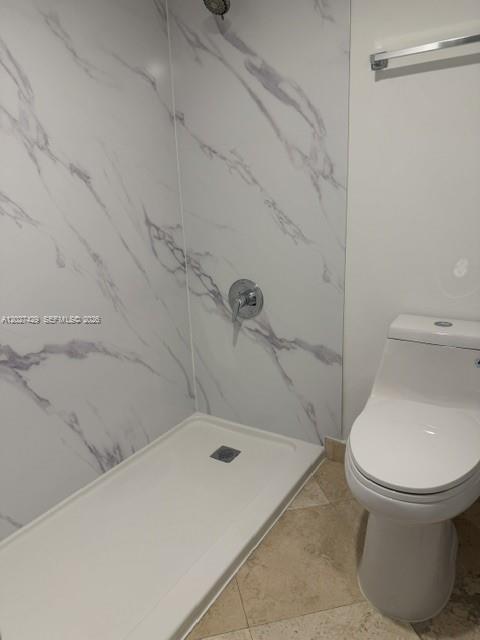 555 NE 15th St 520