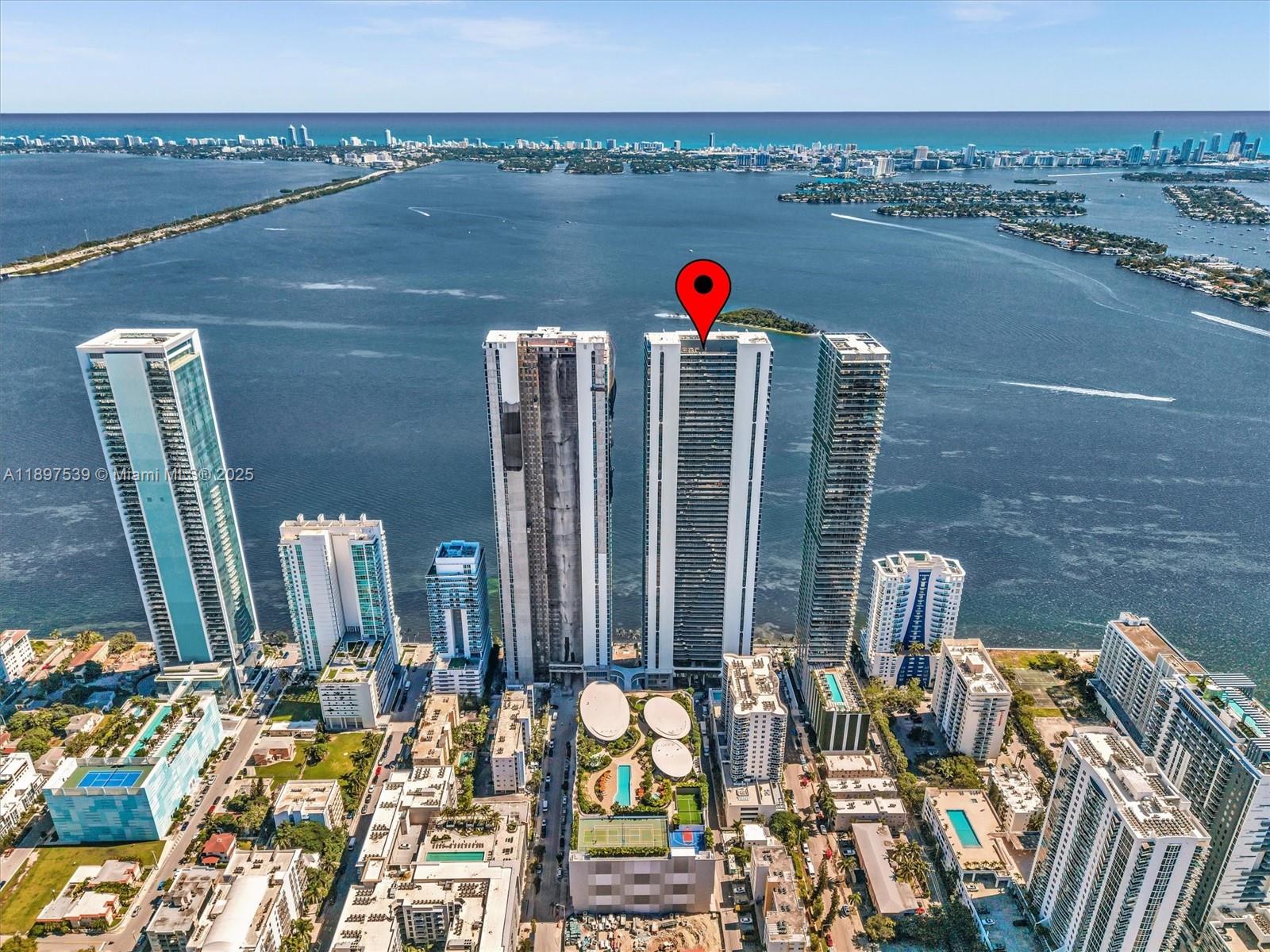 ARIA RESRVE - Residential Lease