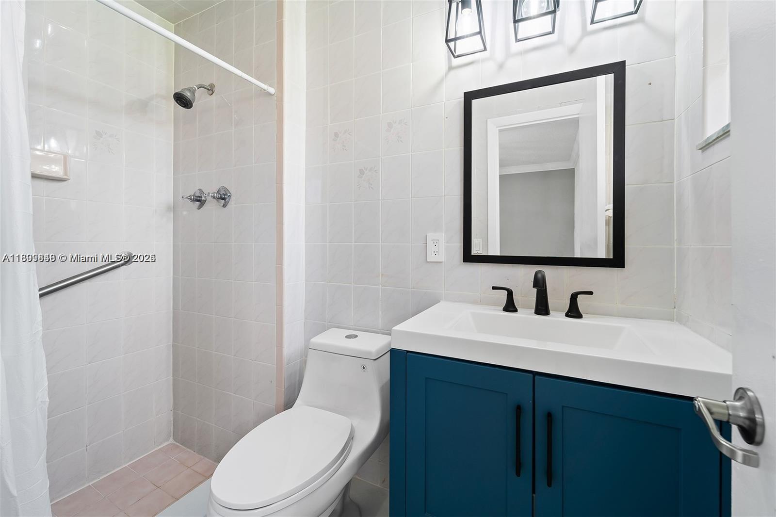 HEFTLER HOMES SUNSET PARK - Residential Lease